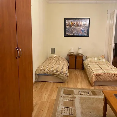 Albert Apartment
