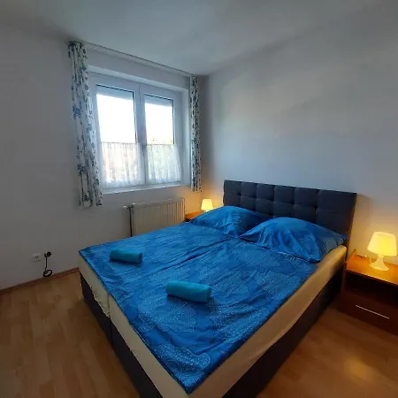 Apartment Albert * 블로톤퓌레드